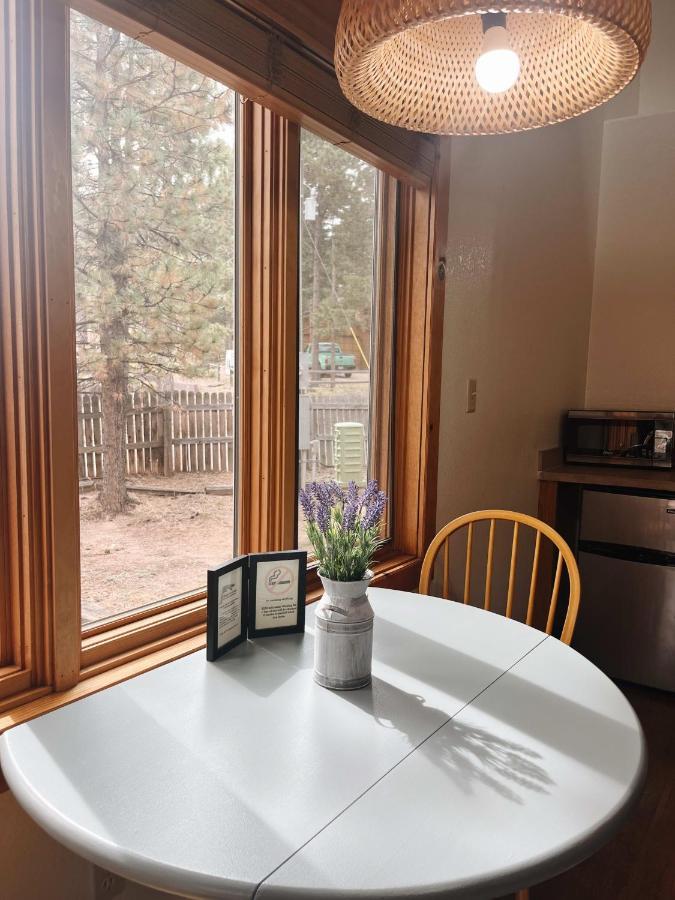 Cozy Cabin Suite Bed And Breakfast Woodland Park Luaran gambar